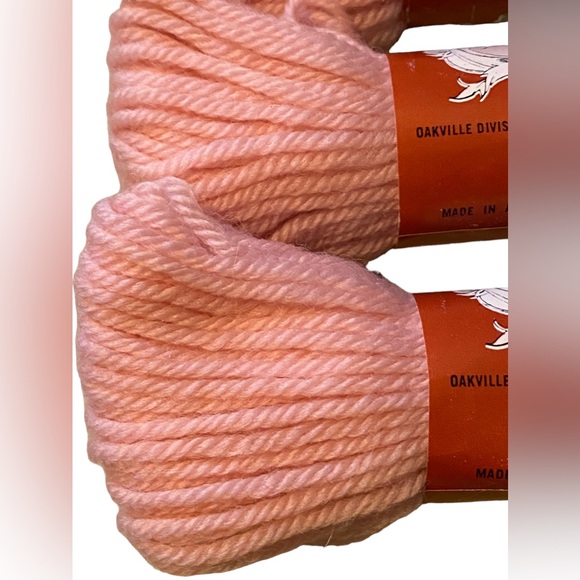 Pink Mist VTG NOS Scovill Dritz Luxury 100% Virgin Wool Needlepoint 40 yds - Picture 2 of 6